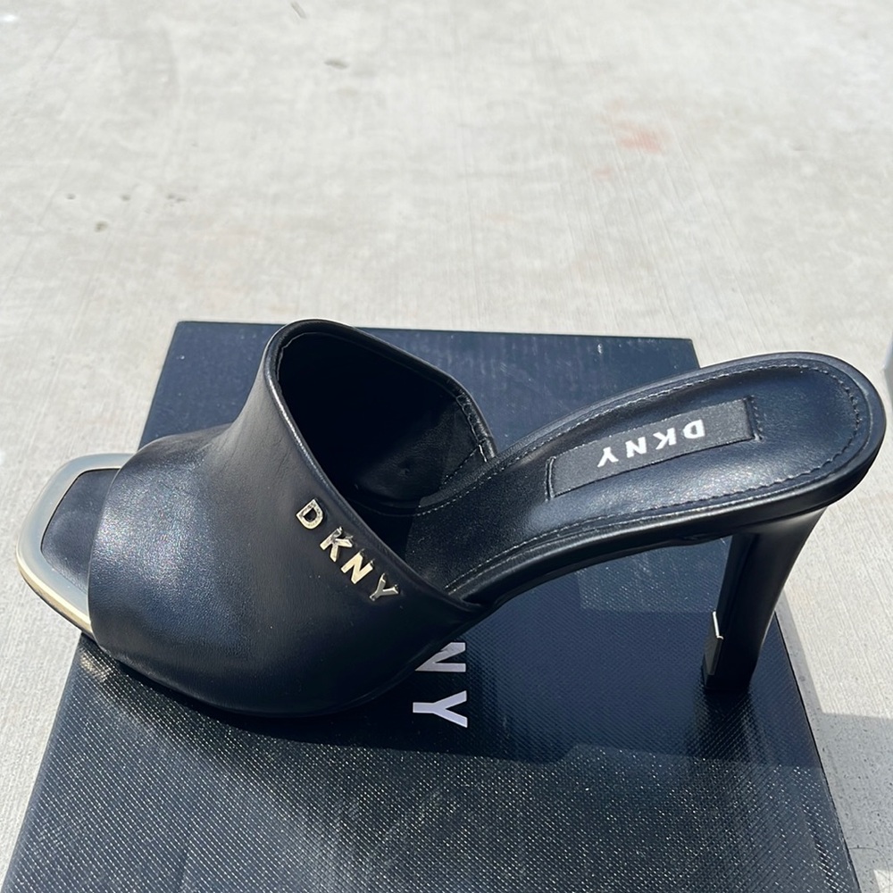 DKNY HEELS